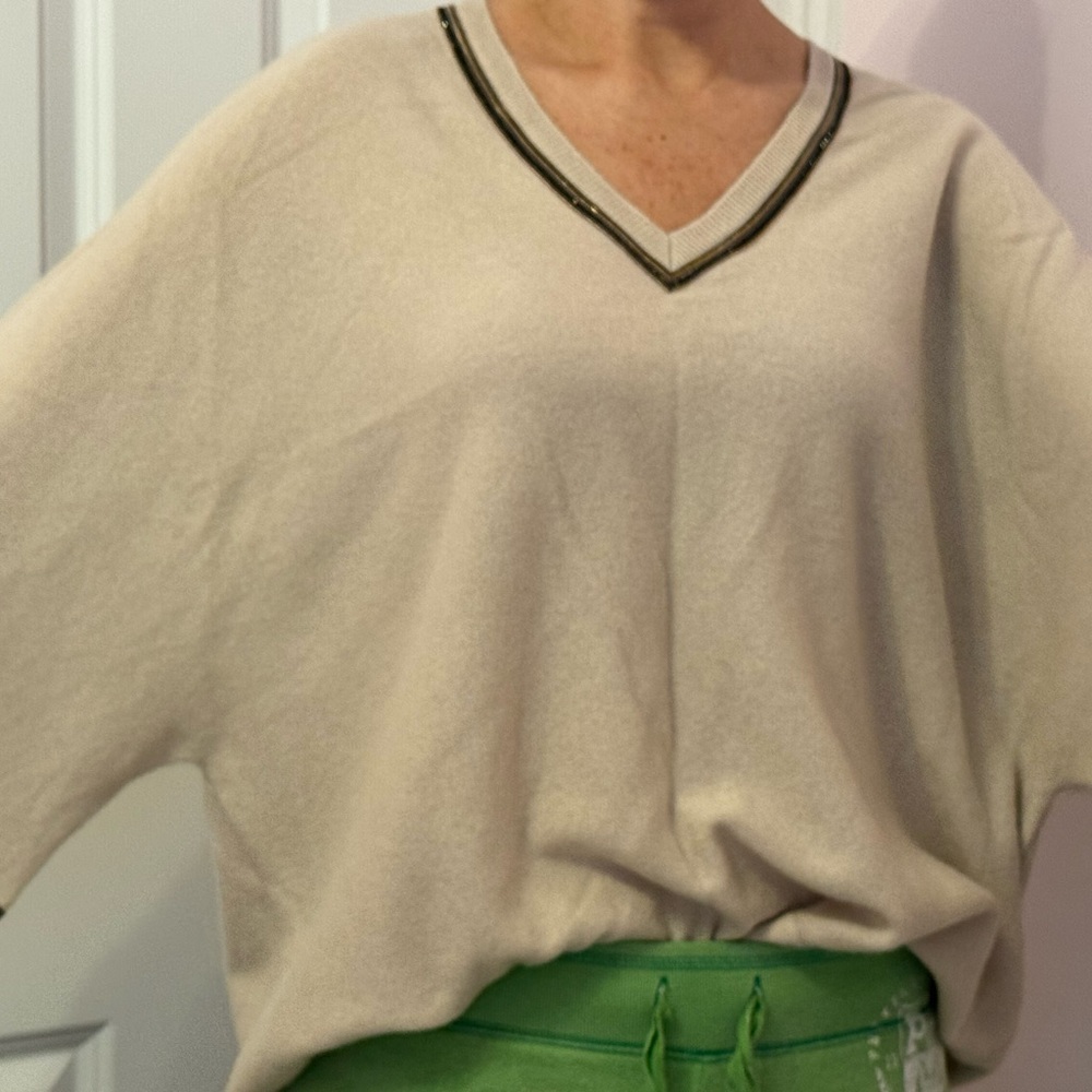 Neiman Marcus Beige V-Neck Sweater with Black Trim